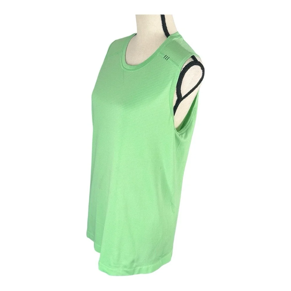 Lululemon Women's Tank Top Green Size M Stretch‎ Your Head